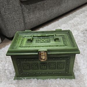 Vintage Max Klein Green Plastic Sewing Box